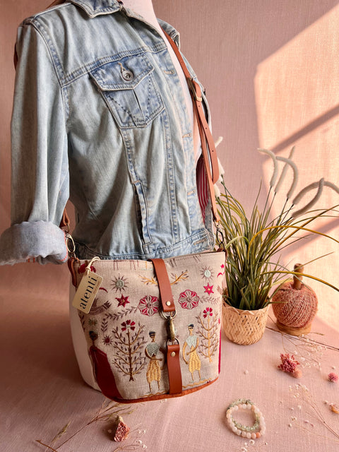 Harvest Halle Bucket Bag