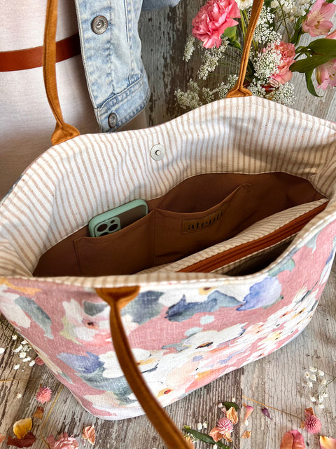 Lillian Lolita, Handbag & Matching Pouch