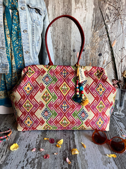 Naya Pioneer, Snap Frame Bag
