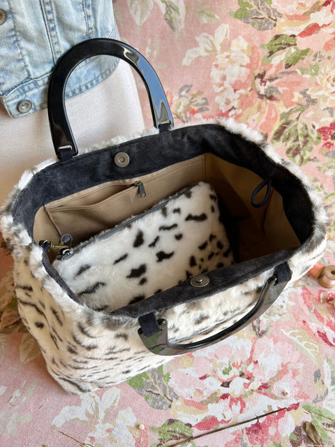 Siberia Divina, Handbag