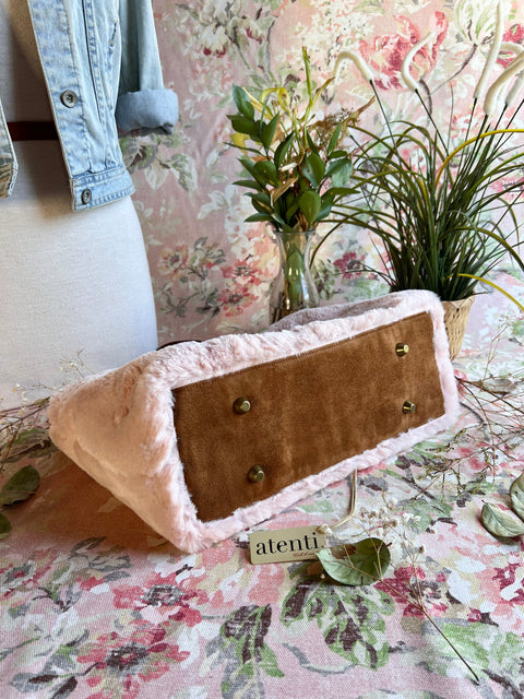 Himalaya Divina, Handbag