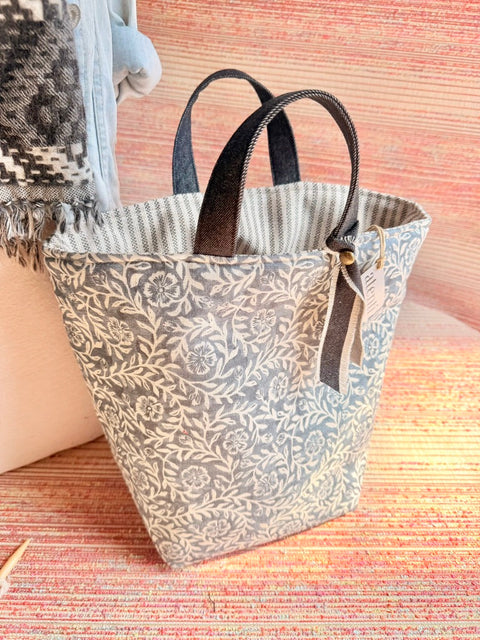 Rhapsody Hope Basket – Atenti USA Handmade Floral Knitting & Crochet Tote