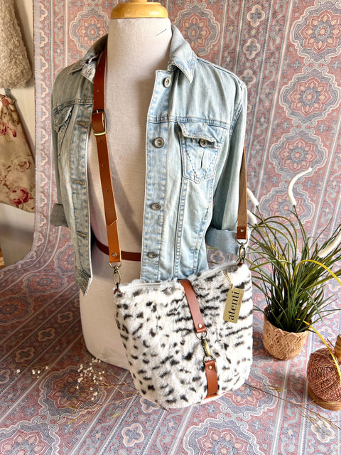 Siberia Halle Bucket Bag