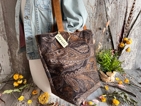 Chester Bon Bucket Chester