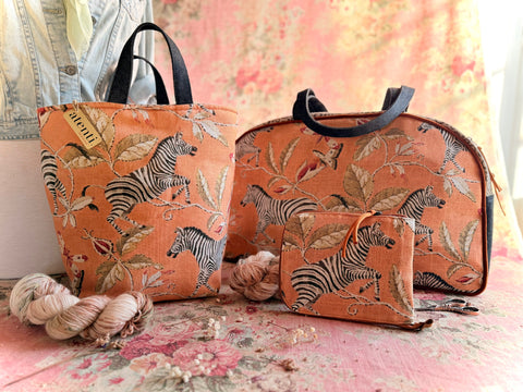 Savanna Circular Needle Case