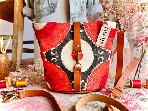 Eclipse Halle Bucket Bag