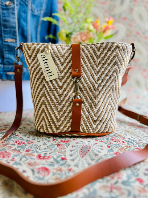 Hanna Halle Bucket Bag