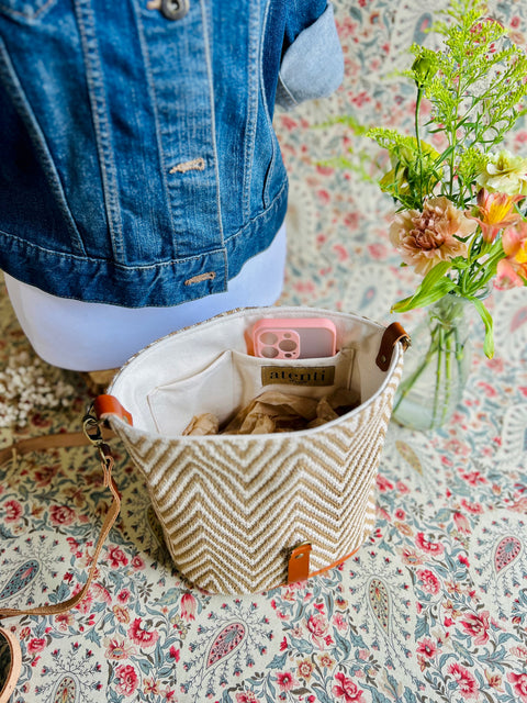 Hanna Halle Bucket Bag