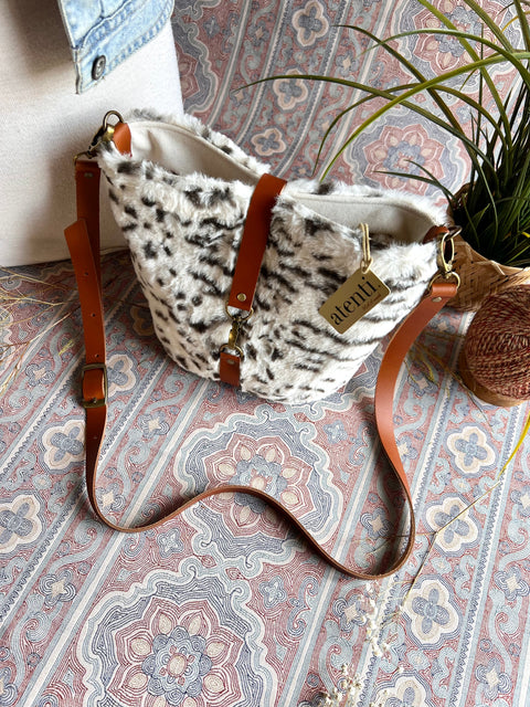 Siberia Halle Bucket Bag