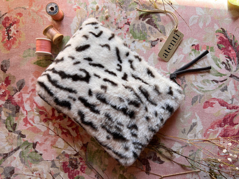 Siberia Accessories Pouch