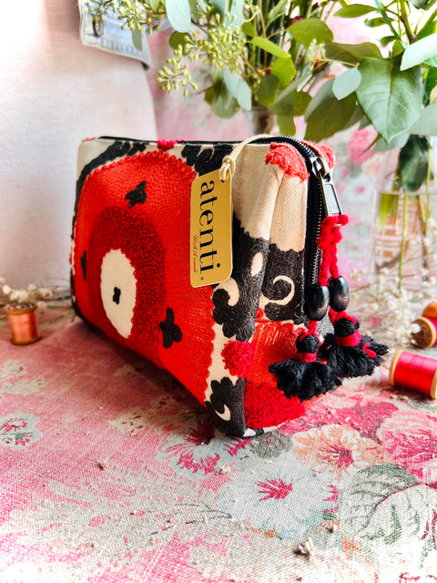Eclipse Paloma Pouch