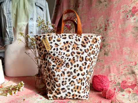 Kitty Hope Basket, Project Bag