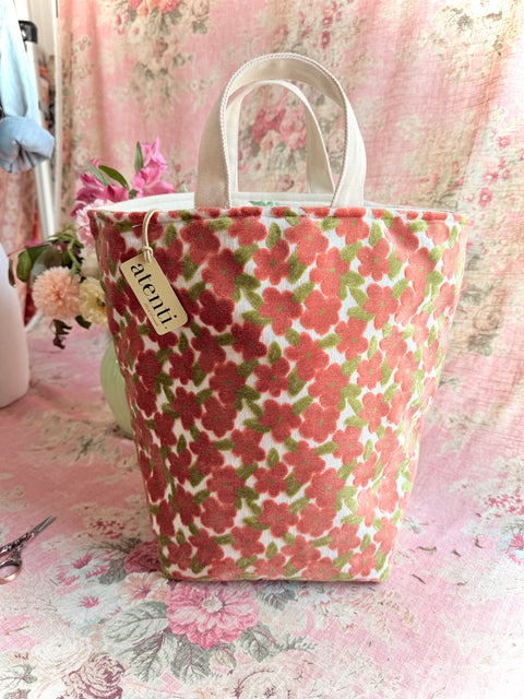 Velvet Daizy Hope Basket, Project Bag