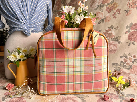 Bubblegum Bonnie, Medium Weekender