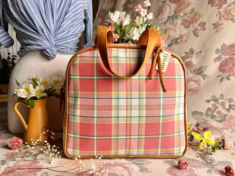 Bubblegum Bonnie, Medium Weekender