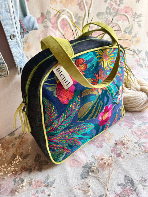 Flora Bonnie, Medium Weekender