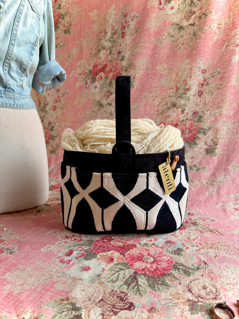 Forever Caddy– Handmade USA Yarn & Notions Organizer, Atenti Project Bag