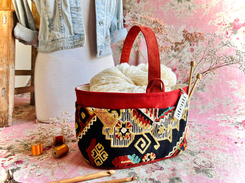 Sew Crewel Caddy– Handmade USAEmbroidered Yarn & Notions Organizer, Atenti Project Bag
