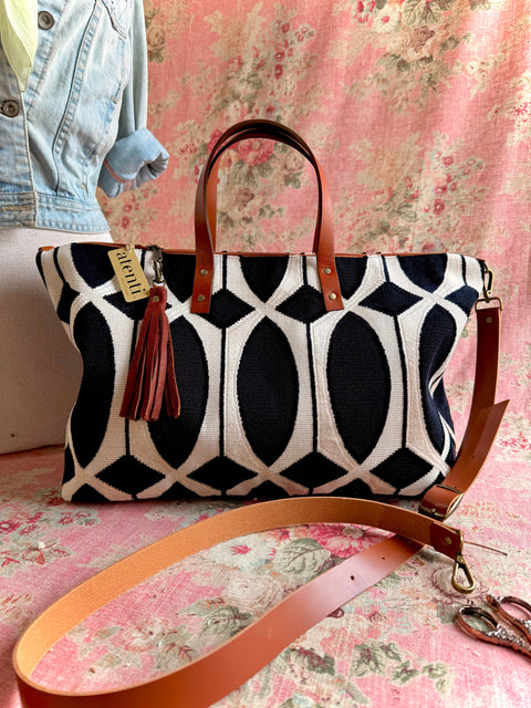 Forever Buddy Bag– Atenti USA Handmade, Carryall Leather Handle & Crossbody Strap Bag - Atenti 