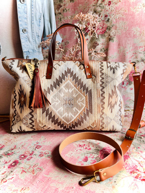 Sand Valley Buddy Bag– Atenti USA Handmade, Carryall Leather Handle & Crossbody Strap Bag