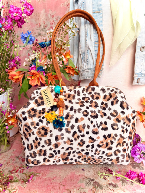 Kitty Molly, Snap Frame Bag