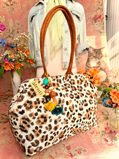 Kitty Molly, Snap Frame Bag