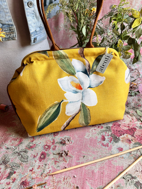 Magnolia Molly, Snap Frame Bag