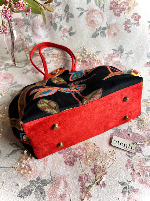 Birdy Black Molly, Snap Frame Bag