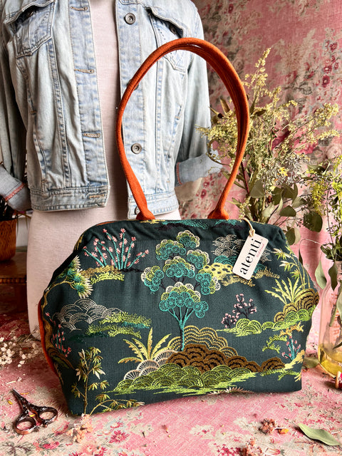 Zen Molly, Snap Frame Bag