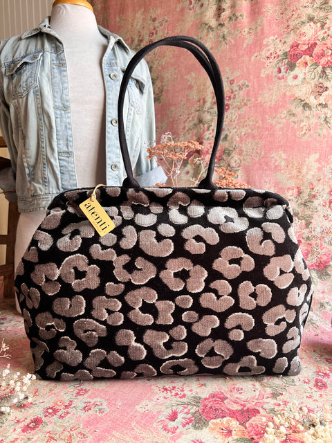 Felina Pioneer, Snap Frame Bag