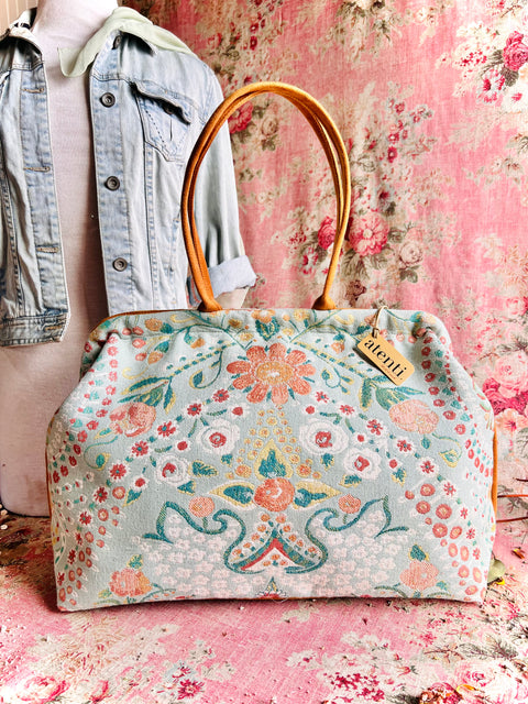 Jolie Pioneer, Snap Frame Bag