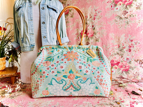 Jolie Pioneer, Snap Frame Bag