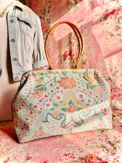 Jolie Pioneer, Snap Frame Bag