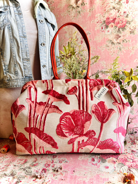 Lalique Pioneer, Snap Frame Bag