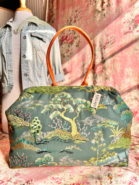 Zen Pioneer, Snap Frame Bag