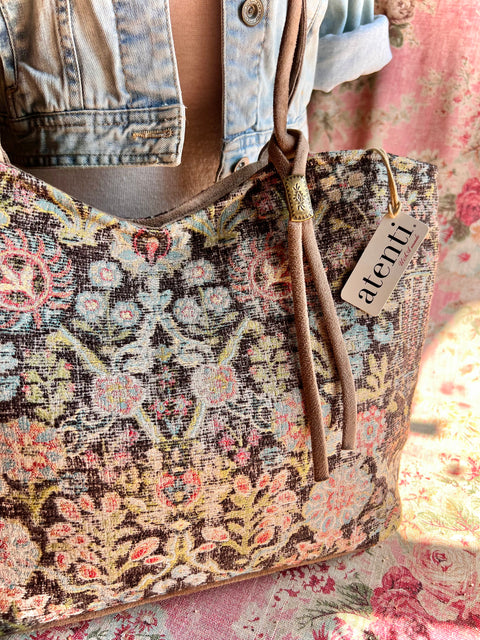 Bristol Lolita, Handbag & Matching Pouch