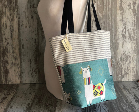 Mamallama Bon Bucket– Atenti USA Handmade Knitting & Crochet Tote with Long Shoulder Staps