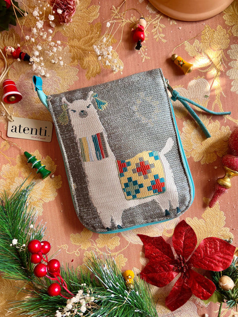 Mamallama Grey Circular Case Mamallama Grey