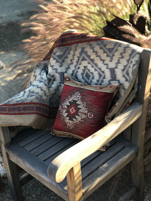 Pueblo 16x16, Chenille