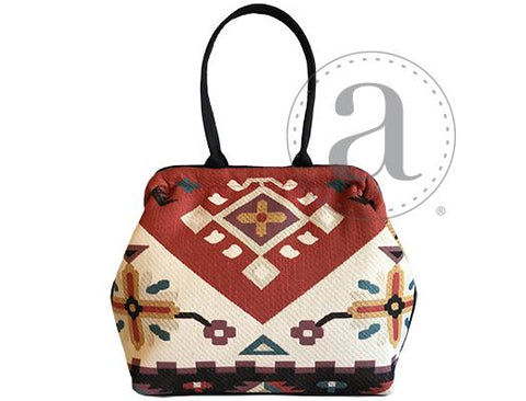 Eagle Molly, Snap Frame Bag