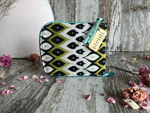 Seeds Circular Needle Case