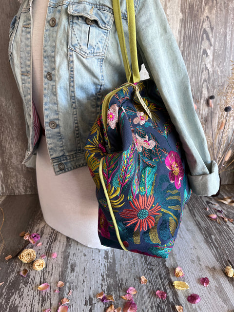 Flora Pioneer, Snap Frame Bag