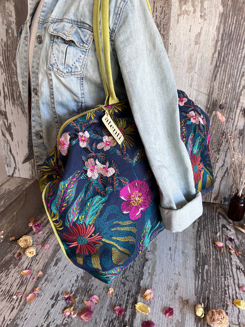 Flora Pioneer, Snap Frame Bag