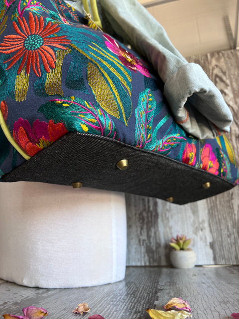 Flora Pioneer, Snap Frame Bag