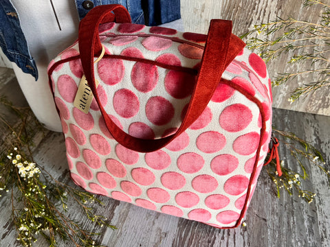 Spot on Rose Bonnie, Medium Weekender