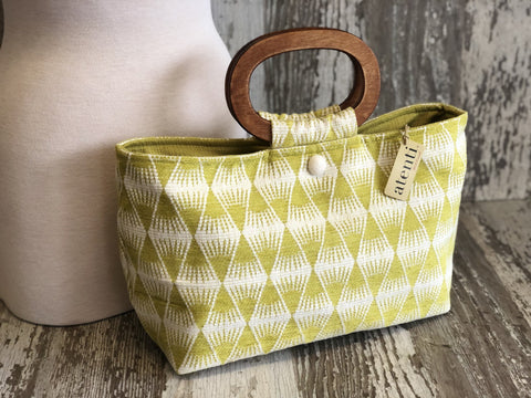 Ticket Divina, Handbag