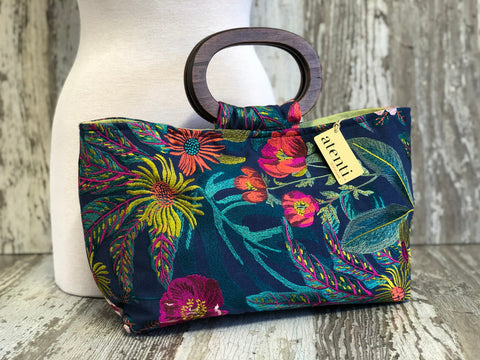 Flora Divina, Handbag